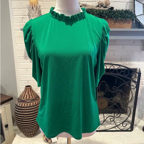 Cece Women's Emerald Green Puff Short Sleeve Ruffle Neck Blouse M NWT - Picture 1 of 10